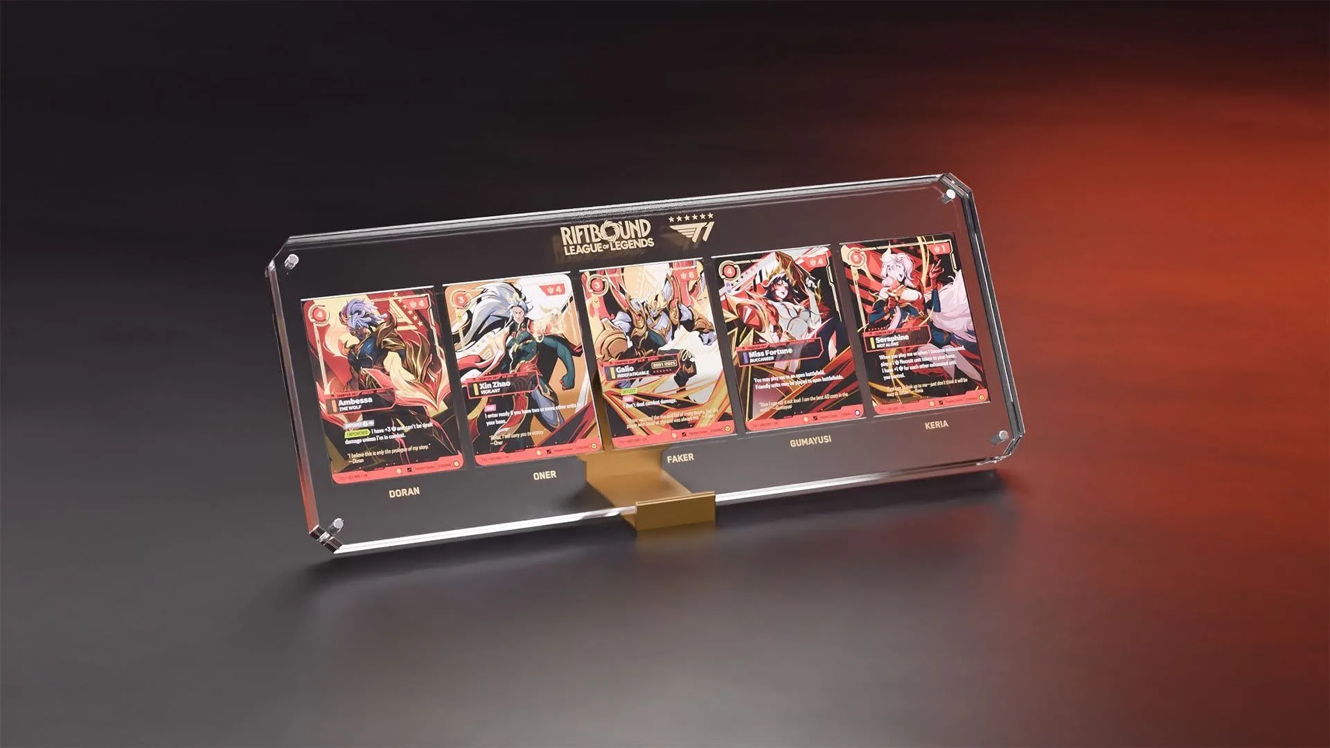 Riftbound x T1 2025 Worlds Champion Signature Set display Riftbound x T1 2025 Worlds Champion Signature Set display with five player cards