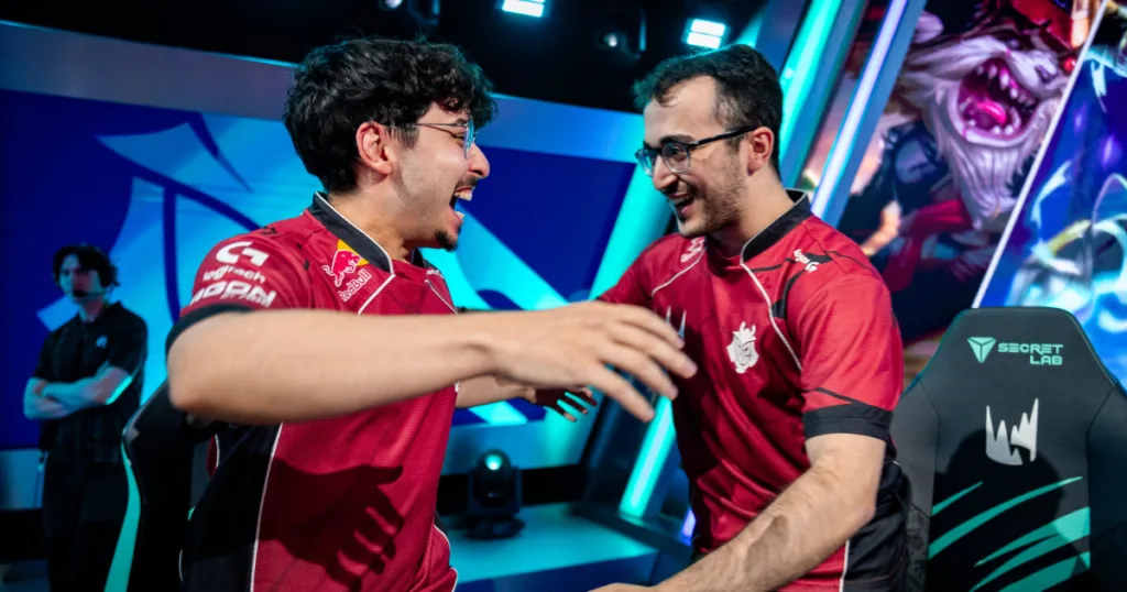 G2 members hugs after winning against KC G2 members hugs after winning against KC