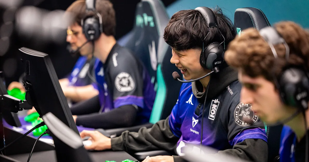 Movistar KOI reach Worlds 2026 after beating NAVI 3-1.