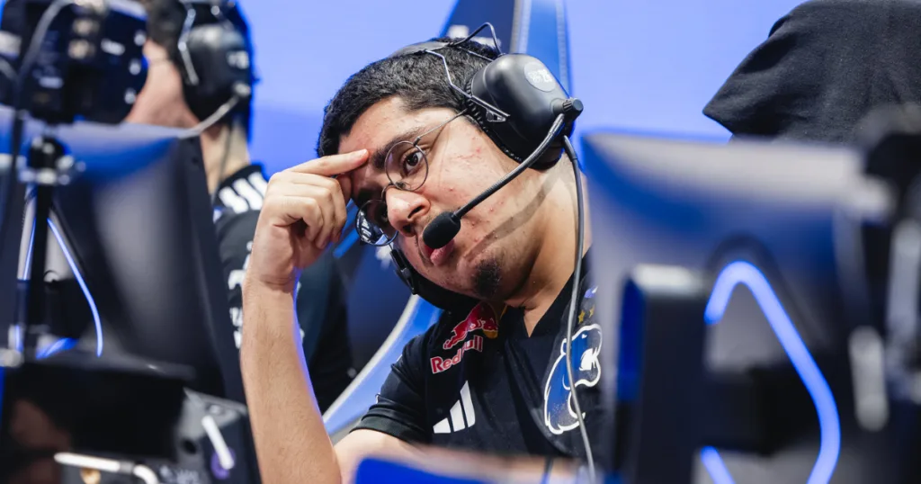 Tatu from FURIA dissapointed during match against MVK at Worlds 2026. Tatu from FURIA dissapointed during match against MVK at Worlds 2026.