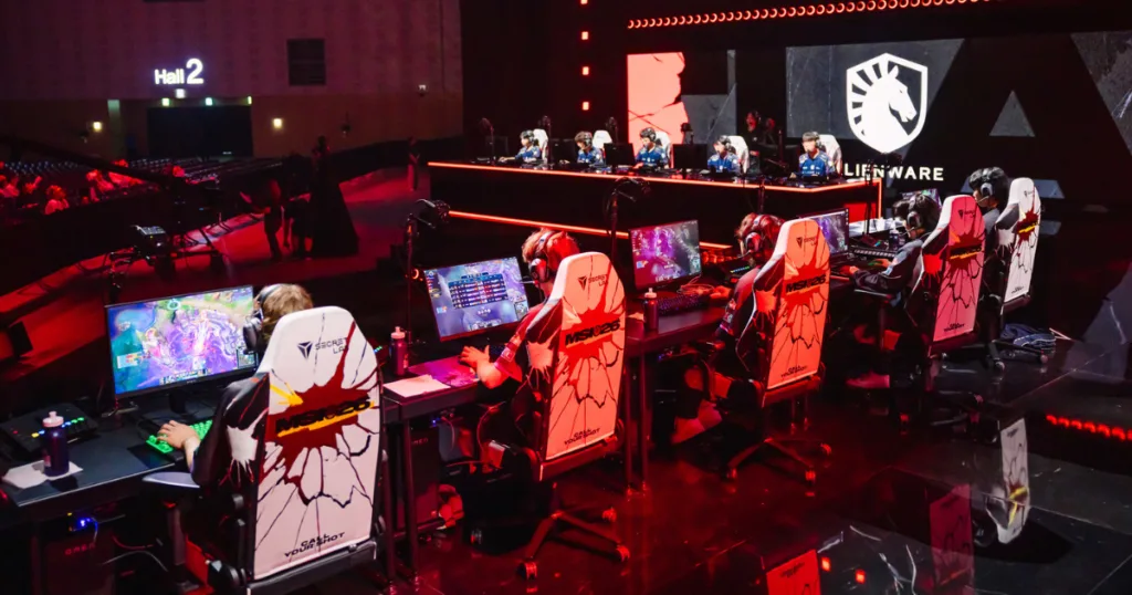 TLAW vs KC stage photo. TLAW vs KC stage photo.