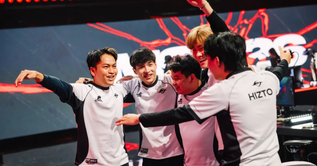 TSW hugging after winning against TES. TSW hugging after winning against TES.