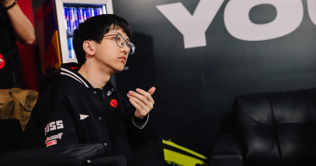 ZUIAN from Top Esports backstage at MSI. ZUIAN from Top Esports backstage at MSI.